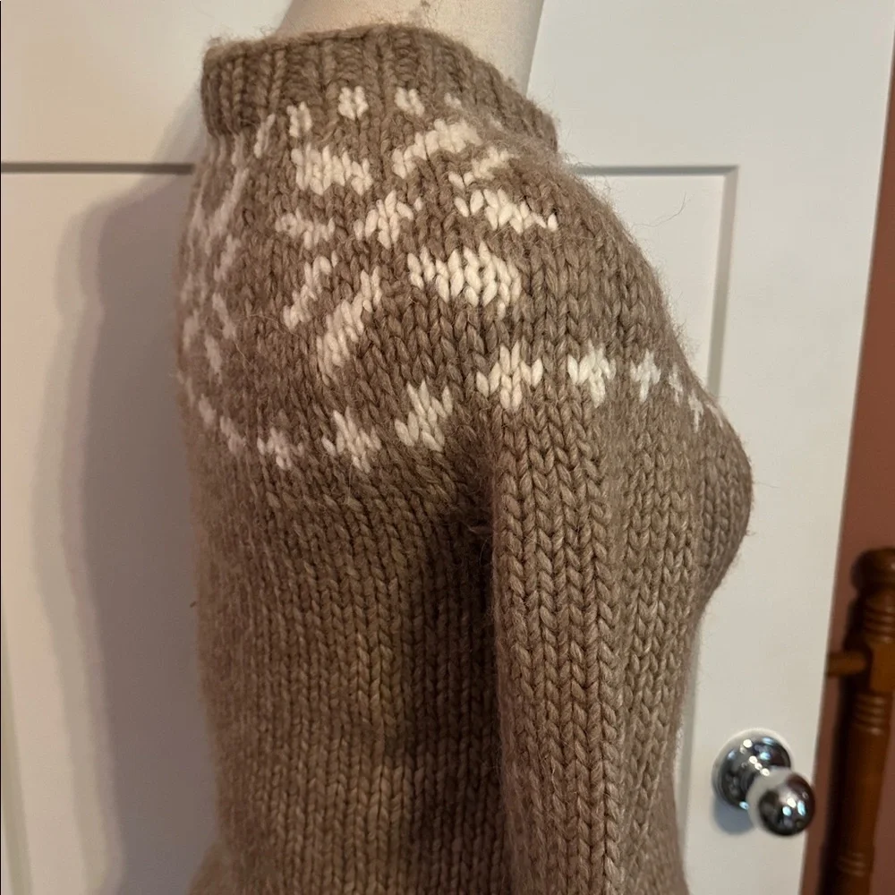 J. Crew Hand Knit women’s XS Beige Tan and Ivory Fair Isle Alpaca blend Sweater